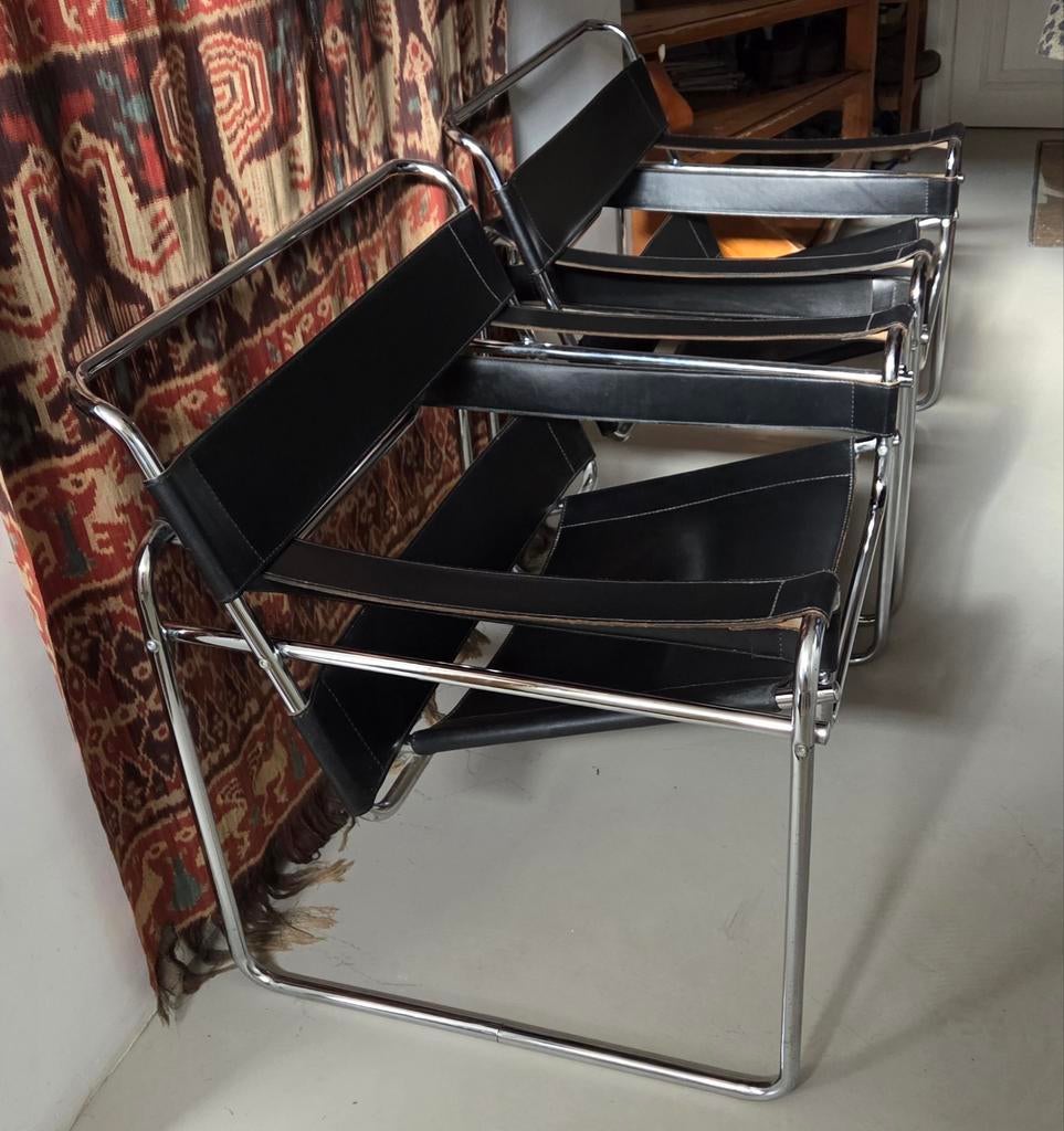 Wassily chairs set of two Bauhaus Marcel Breuer Gavina, Ophalen