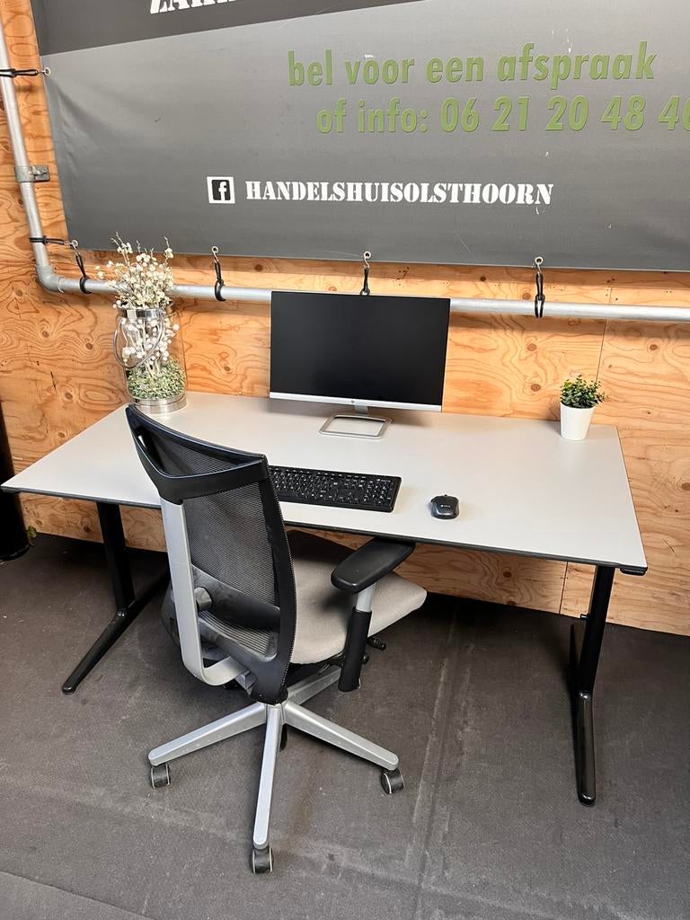 Bureau Ahrend 160 x 80 cm, 160 cm, Xx, Ahrend, Grijs
