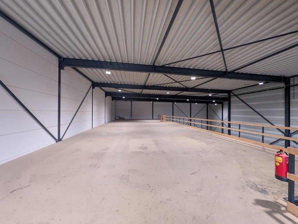 Ruim 200m2 verdiepings entresolvloer 4 meter hoog nieuwstaat, Zakelijke goederen, Kantoor en Winkelinrichting | Magazijn, Stelling en Opslag