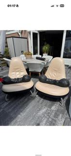 Te koop 2 mooie lederen Leolux Chi fauteuils met kussens, Ophalen, Zo goed als nieuw, Zwart, Twee