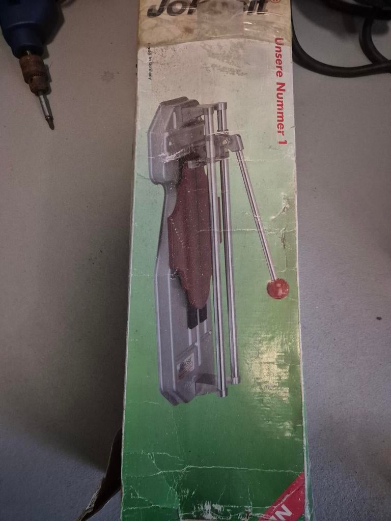 Jopit tegelsnijder, Ophalen