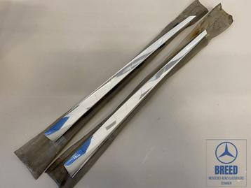NOS sierlijst voorportier L+R voor Mercedes-Benz W123 S123 beschikbaar voor biedingen