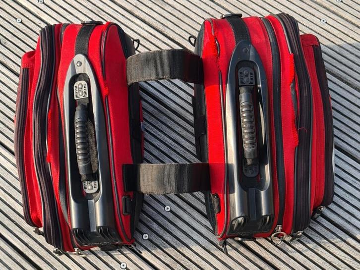 Oxford, Panniers / zijtassen, 
2 x 45ltr. Inhoud, Motoren, Accessoires | Koffers en Tassen, Zo goed als nieuw, Ophalen of Verzenden