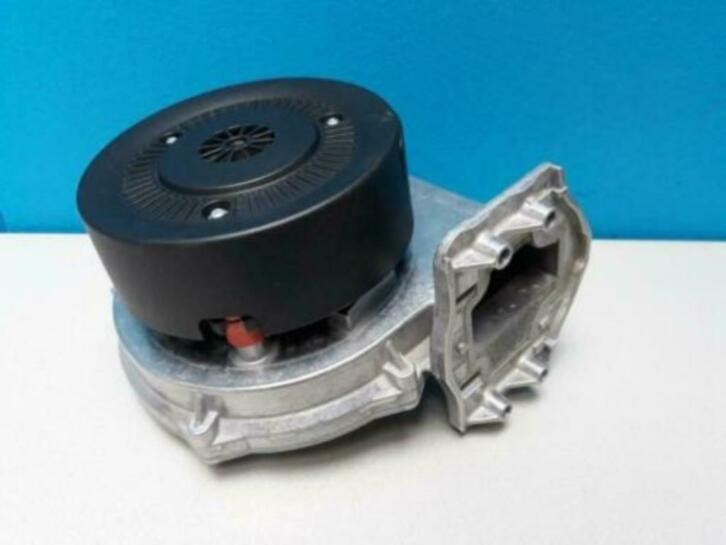 Ventilator Vaillant VHR NL Solide RG130/0800-3612-031111, Doe-het-zelf en Verbouw, Verwarming en Radiatoren, Gebruikt, Cv-ketel of Combi-ketel