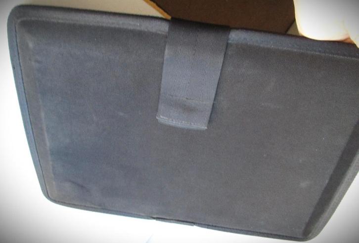 Tablet Hoes Case Logic~Ipad Protective Sleeve Table, Computers en Software, Tablet-hoezen, Gebruikt, Bescherming voor- en achterkant