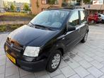 Fiat Panda 1.2 Dynamic | Nette auto!, Voorwielaandrijving, Gebruikt, 1242 cc, Zwart