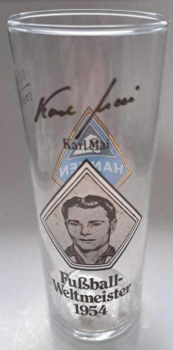 2 bierglazen uit Duitsland en 1 Budweiser bierglas beschikbaar voor biedingen