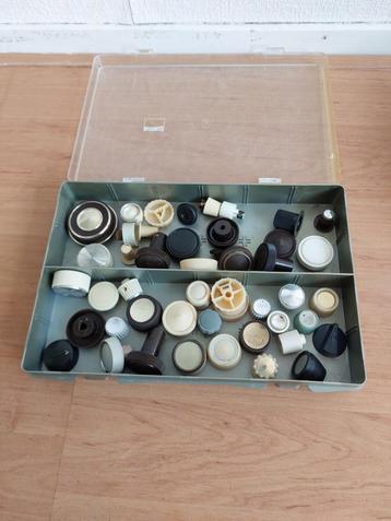 Vintage radio knoppen verzameling #8 beschikbaar voor biedingen
