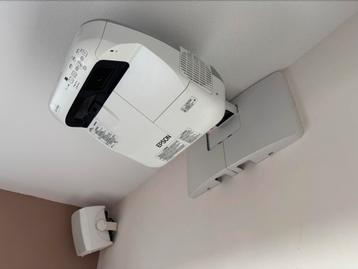 Epson EB-575Wi | beamer/projector beschikbaar voor biedingen