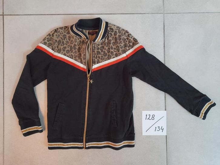 Stoer vest met rits. Maat 128 / 134., Kinderen en Baby's, Kinderkleding | Maat 128, Gebruikt, Meisje, Trui of Vest, Ophalen of Verzenden