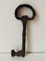 Zeer grote Middeleeuwse sleutel, Ophalen of Verzenden