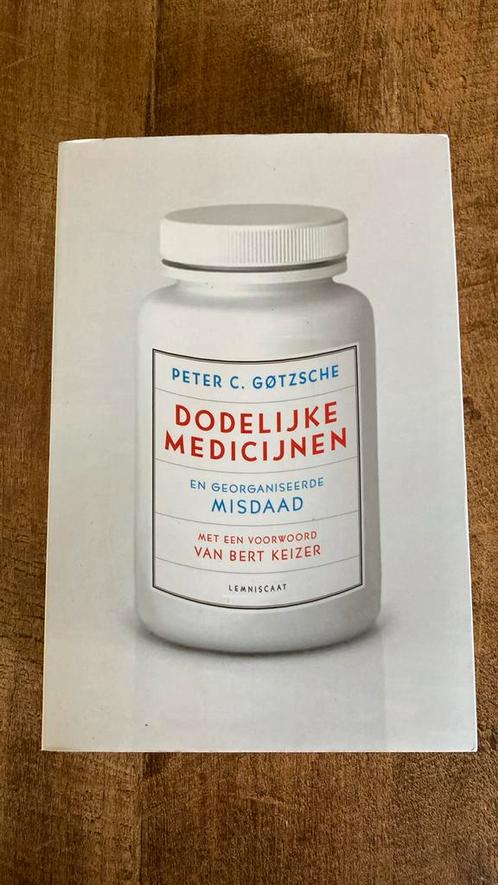 Dodelijke medicijnen en georganiseerde misdaad, Boeken, Gezondheid, Dieet en Voeding, Zo goed als nieuw, Ophalen of Verzenden