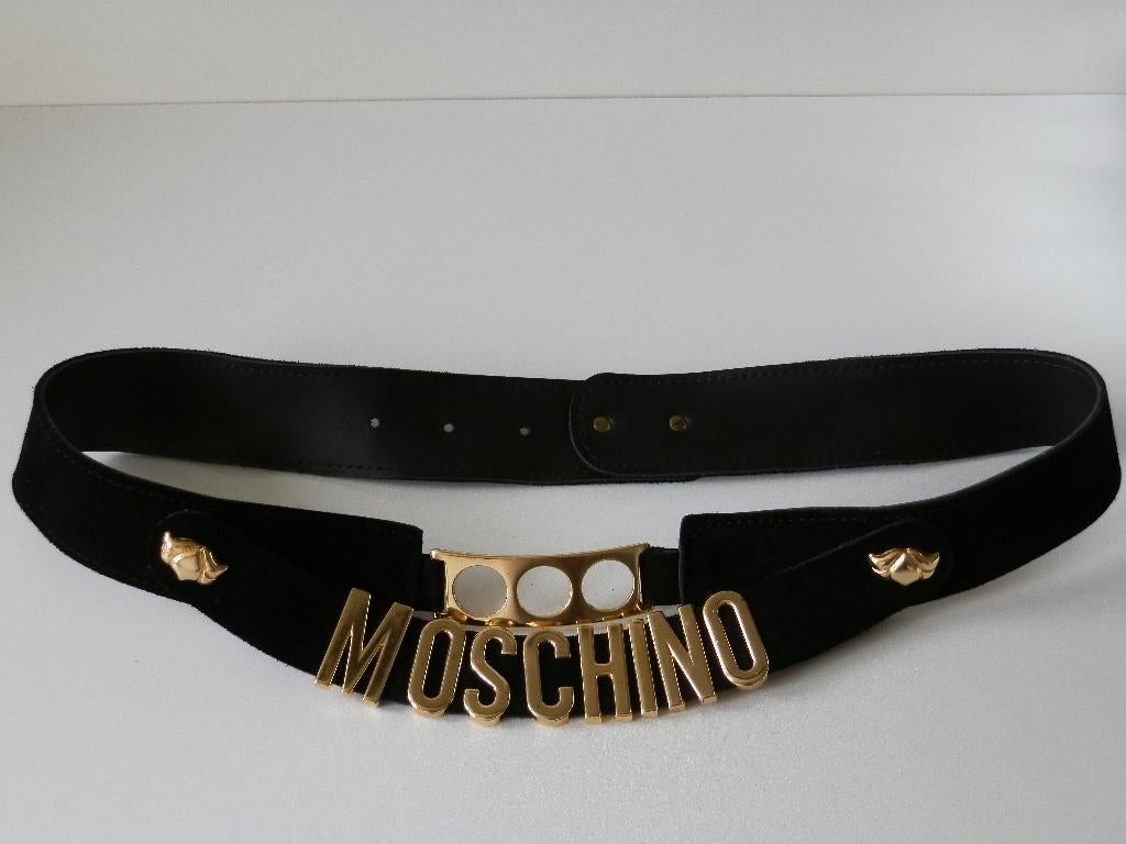 Moschino riem of ceinture . Vintage., 3 tot 5 cm, 90 tot 100 cm, Tailleriem, Zo goed als nieuw