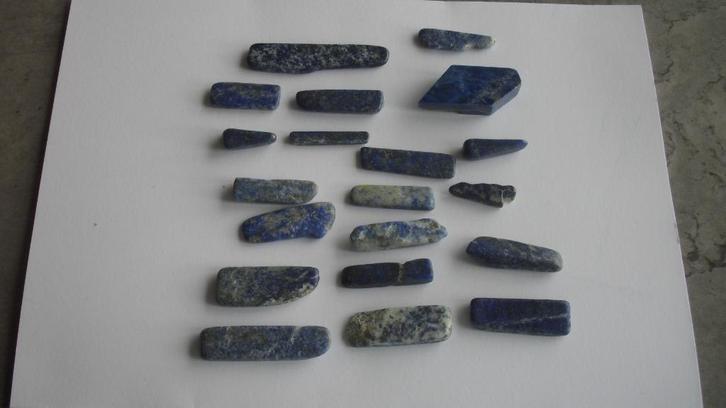 56 gram ruwe Lapis Lazuli, Verzamelen, Mineralen en Fossielen, Mineraal, Ophalen of Verzenden
