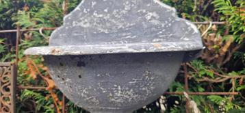 prachtige gietijzeren wasbak (brocante) beschikbaar voor biedingen