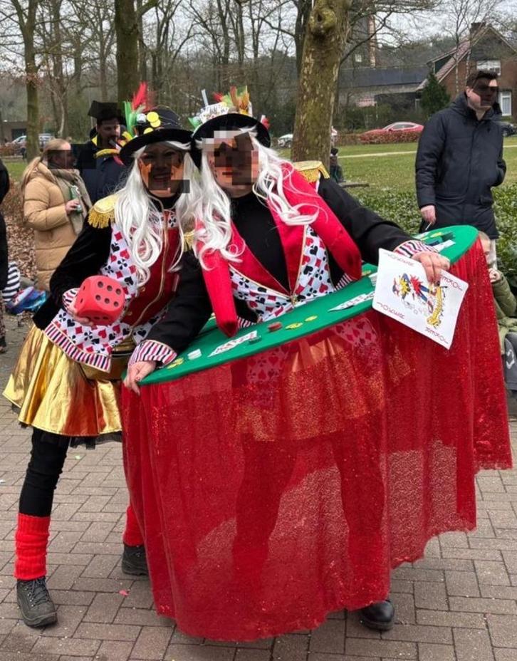 Carnaval loopgroep casino, Kleding | Dames, Carnavalskleding en Feestkleding, Gedragen, Kleding, Carnaval, Maat 42/44 (L), Ophalen