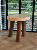 Bijzet tafel salontafel driepoot, Ophalen, Rond, 55 tot 75 cm, Zo goed als nieuw