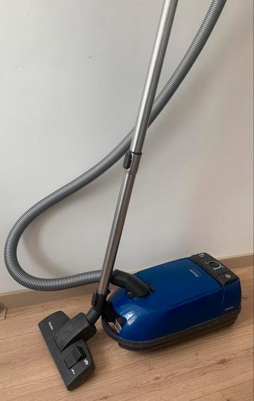 Miele stofzuiger 1400Watt. beschikbaar voor biedingen