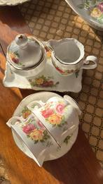 Kopjes met melk en koffie kannetje, Antiek en Kunst, Ophalen of Verzenden