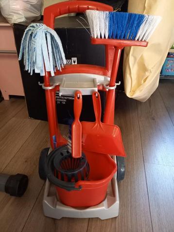 Kinder schoonmaak set  beschikbaar voor biedingen