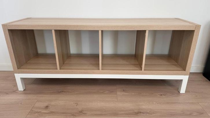 Ikea shelving unit with base frame, white stained oak, Huis en Inrichting, Kasten | Stellingkasten, Zo goed als nieuw, Ophalen