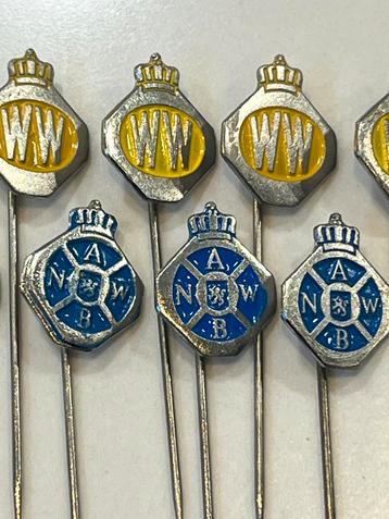 10 speldjes pins ANWB en wegenwacht. In nieuwstaat beschikbaar voor biedingen