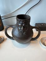 Bronzen vaas met gezicht, Ophalen of Verzenden, Brons
