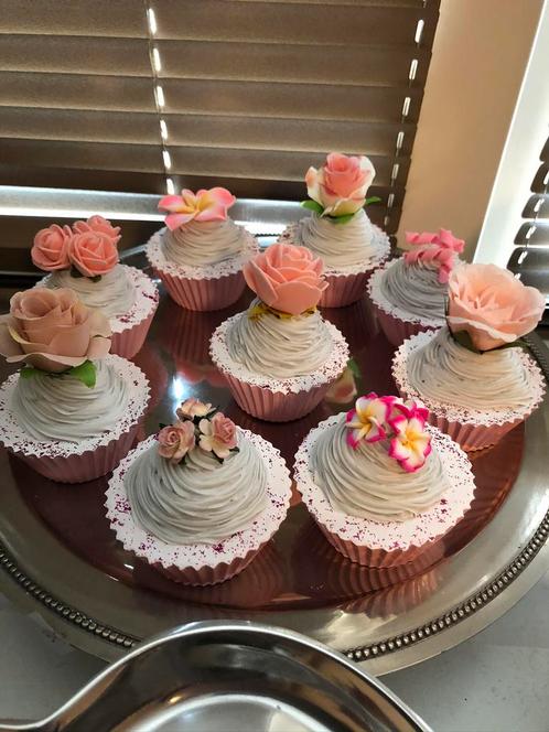 Roze Brocante nep sier gebakjes, cupcakes, Huis en Inrichting, Woonaccessoires | Overige, Ophalen of Verzenden