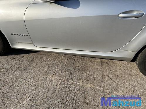 MERCEDES SLK R171 ZILVER 775 Links Zijskirt sideskirt 2004-2, Auto-onderdelen, Carrosserie en Plaatwerk, Bumper, Mercedes-Benz