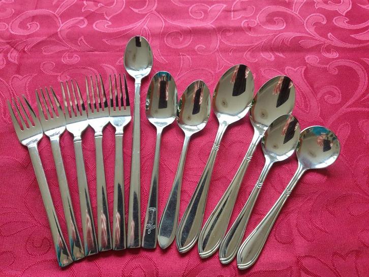 SOLA Diverse Bestekdelen Ook Los Te Koop, Antiek en Kunst, Antiek | Bestek, Ophalen of Verzenden