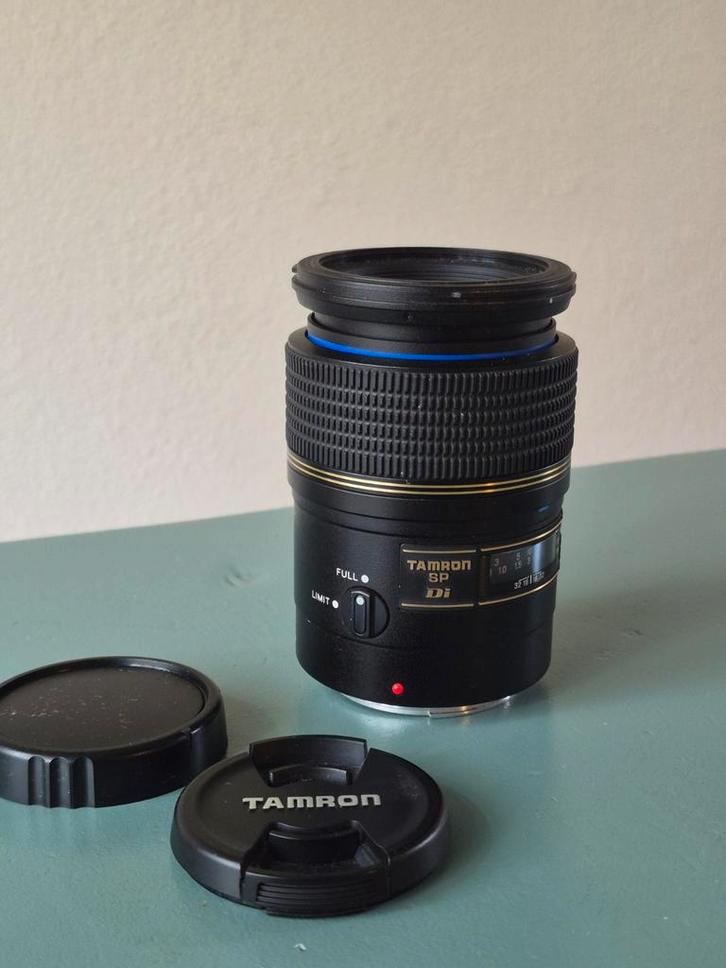 Tamron 90mm Macro Lens - Canon EF, Audio, Tv en Foto, Fotografie | Lenzen en Objectieven, Zo goed als nieuw, Macrolens, Ophalen