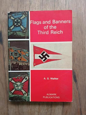 Flags and banners of the Third Reich beschikbaar voor biedingen