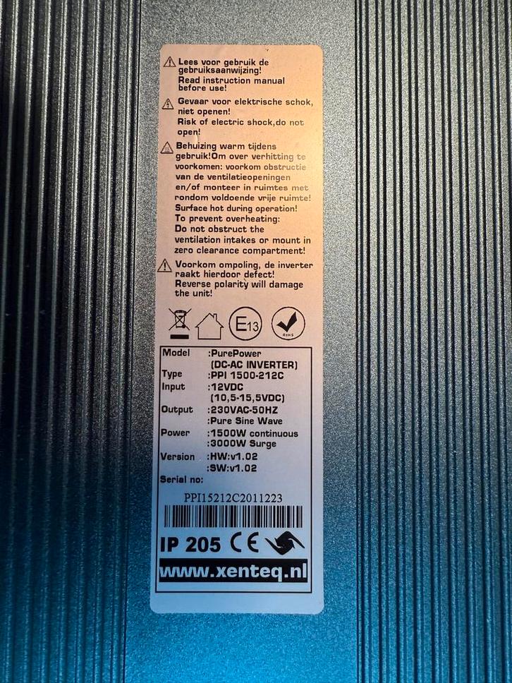 Xenteq PurePower PPI 1500-212C Omvormer, Auto diversen, Jumpstarters, Zo goed als nieuw, Ophalen of Verzenden