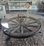 Unieke salontafel van oud wagenwiel met glazen blad, Gebruikt, 50 tot 100 cm, Rustiek, Rond