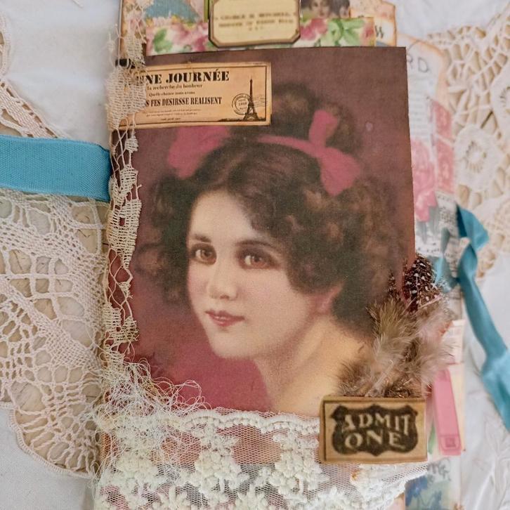 Frans Victoriaans journal.... boudoir....💕, Antiek en Kunst, Curiosa en Brocante, Verzenden