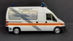 Fiat Ducato ambulance witte kruis Milaan 1:43 Giocher Pol, Hobby en Vrije tijd, Modelauto's | 1:43, Zo goed als nieuw, Verzenden