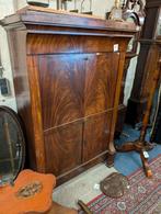 Antieke mahoniehouten secretaire €50, Ophalen