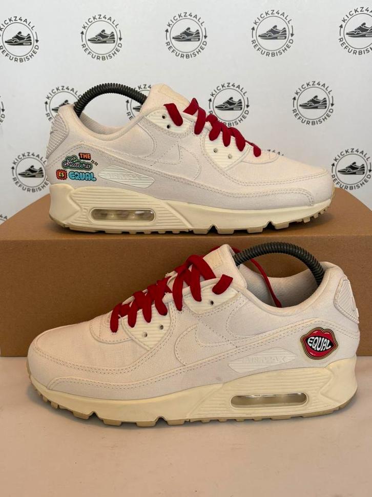 Nike Air Max 90 ‘The Future Is Equal’ Maat 40, Kleding | Dames, Schoenen, Zo goed als nieuw, Sneakers of Gympen, Overige kleuren