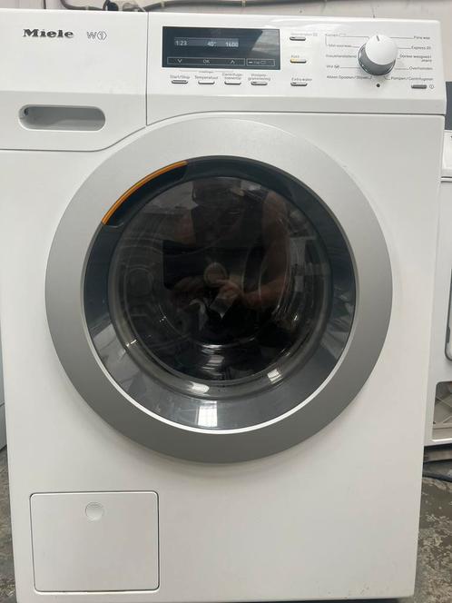 In Nieuwstaat: Miele wasmachine W1 8 kilo 1600 Toeren+garant, Witgoed en Apparatuur, Wasmachines, Zo goed als nieuw, Voorlader