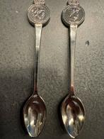 Douwe Egberts theelepeltjes Willem A en Maxima., Ophalen of Verzenden, Zo goed als nieuw, Nederland, Speld(je) of Lepel(tje)