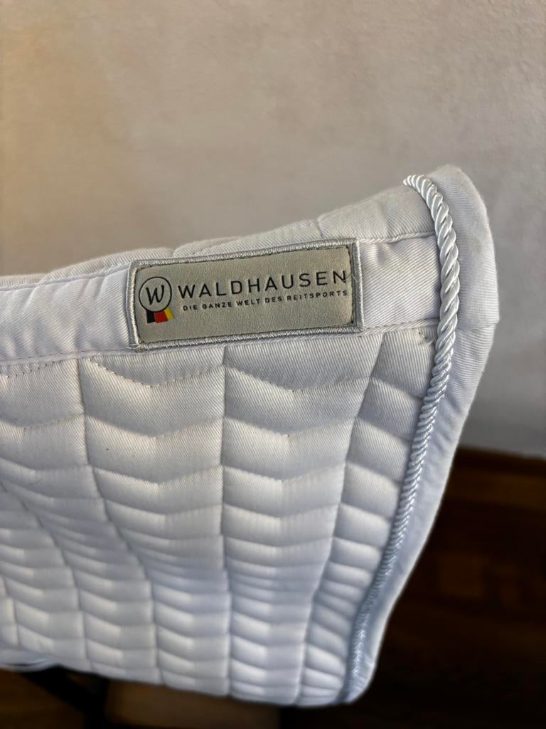 Wit wedstrijd dekje (Waldhausen), Ophalen of Verzenden, Zo goed als nieuw
