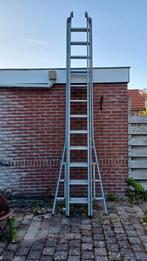 3x12 dirks ladder met gevel wielen, Ophalen, Zo goed als nieuw, 4 meter of meer