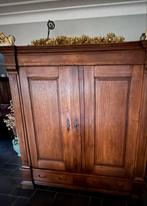 Antieke kast met 2 deuren en 2 laden, Ophalen