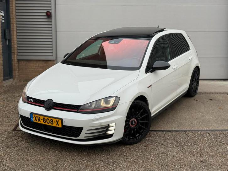 Volkswagen Golf 2.0 TSI 169KW 5D DSG 2014 Wit, Auto's, Volkswagen, Particulier, Benzine, D, Hatchback, Automaat, Geïmporteerd