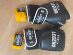 (Kick) boks set met handschoenen en beenbeschermers, Ophalen, Overige, Maat L, Zo goed als nieuw