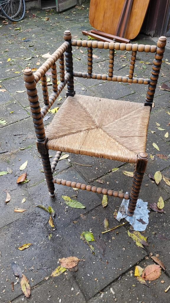antiek houten krukje/stoeltje, Antiek en Kunst, Antiek | Meubels | Stoelen en Banken, Ophalen