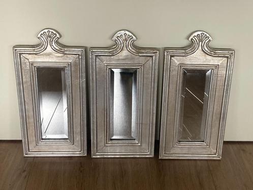 Drie smalle spiegels met zilverkleurige houten lijst, Huis en Inrichting, Woonaccessoires | Spiegels, Gebruikt, Minder dan 50 cm