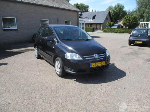 Volkswagen Fox 1.2 Trendline Airco (bj 2008), Auto diversen, Schadeauto's, Volkswagen, Handgeschakeld, Benzine, Hatchback, Zwart