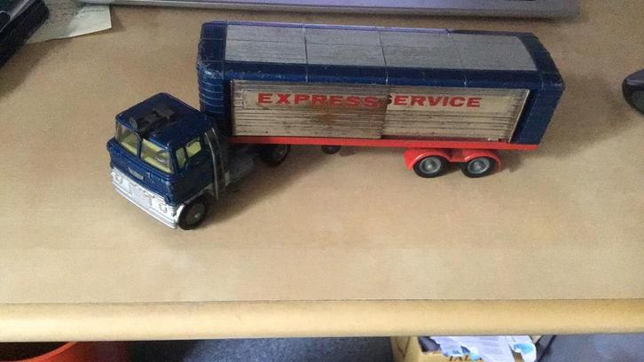 CORGI FORD ARTICULATED TRAILER 1137 EXPRESS SERVICE ,COMPL., Hobby en Vrije tijd, Modelauto's | 1:50, Gebruikt, Bus of Vrachtwagen