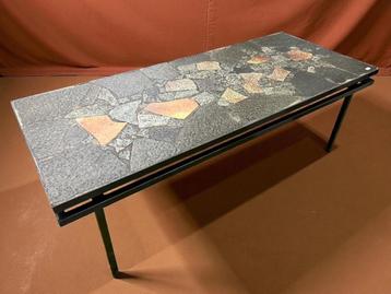 Brutalistische salontafel koffietafel natuursteen # 9662 beschikbaar voor biedingen